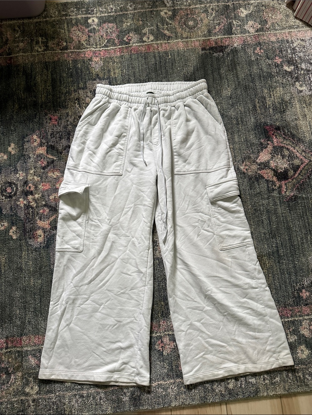wild fable Off-White Wide-Leg Cargo Sweatpants XXL Comfy Cozy Lounge for Autumn